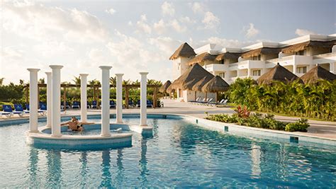 royal holiday|Destino .